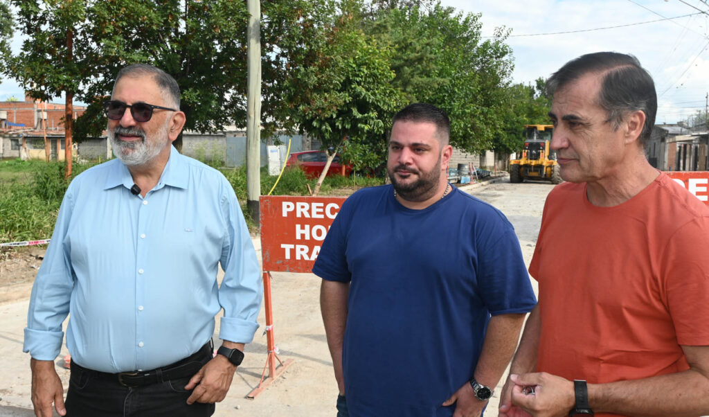 Capital: Avanza la obra de pavimentación que dará mayor fluidez a la avenida Forestal en Alto Comedero