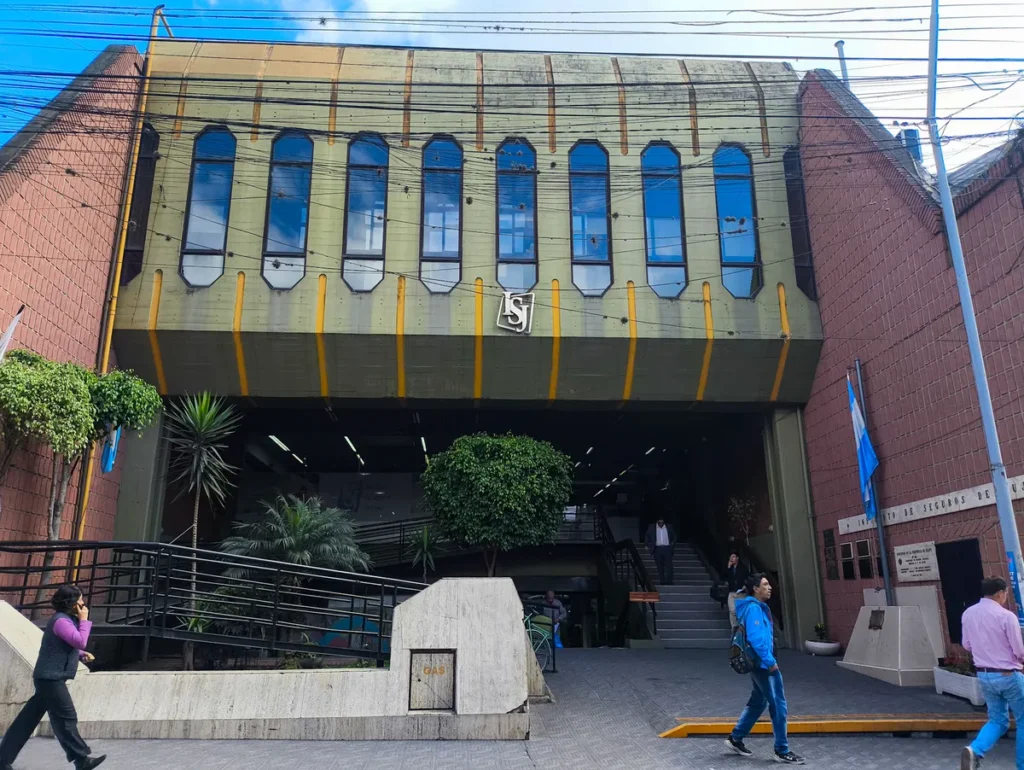 Salud: Acuerdo entre el Instituto de Seguros de Jujuy y la Cámara Jujeña de Empresas de Salud