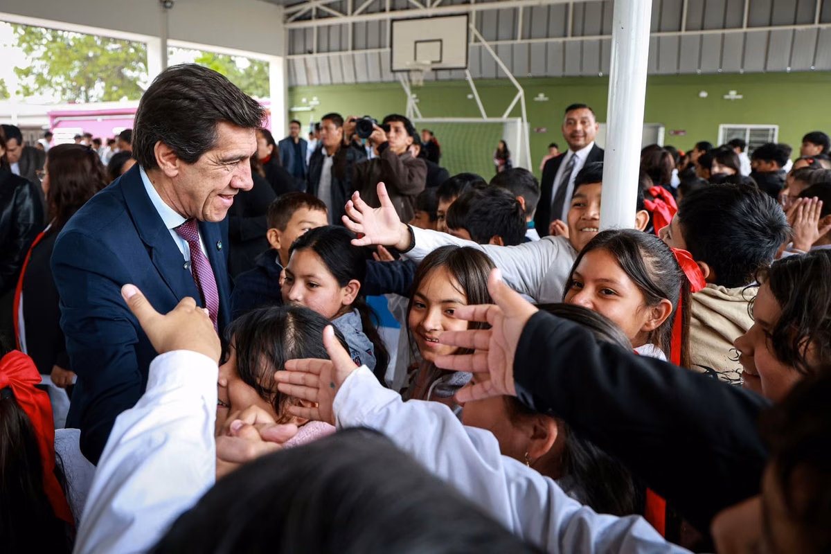 PROMACE: El gobernador inauguró la refacción integral y ampliación de la Escuela Primaria N° 138 de Palma Sola